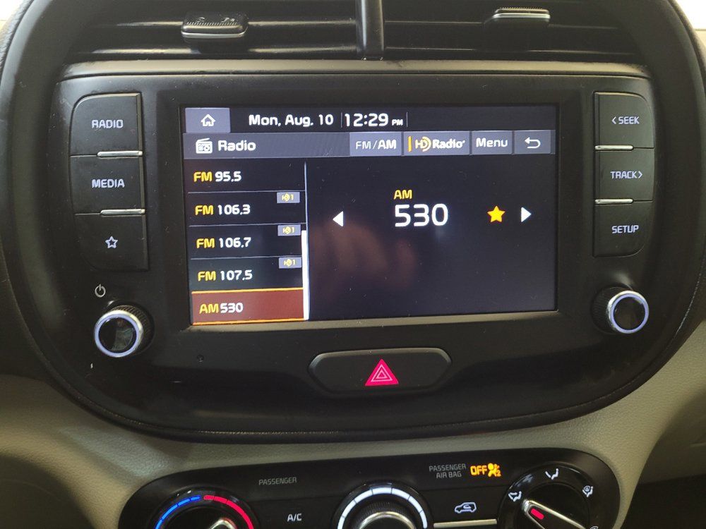 Used 2023 Kia Soul LX FWD image 25