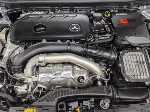 Used 2025 Mercedes-Benz CLA 250 image 31