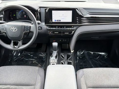 Certified 2025 Toyota Camry LE image 35