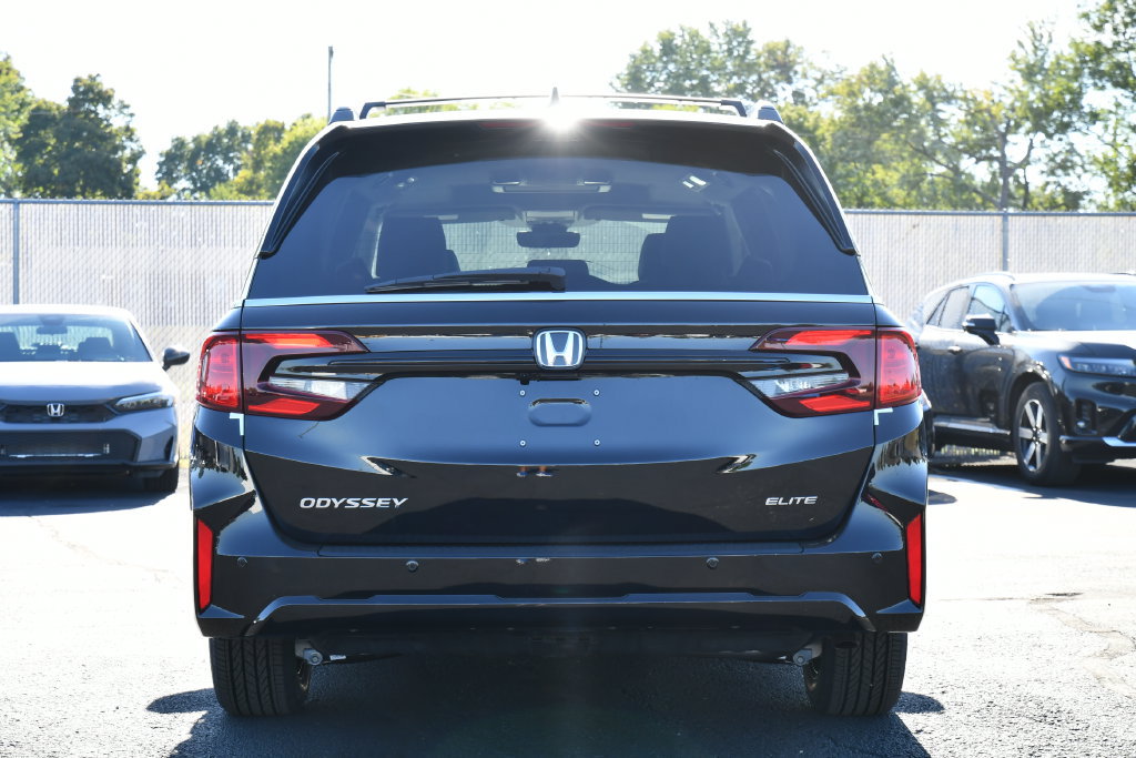 New 2027 Honda Odyssey Elite image 6