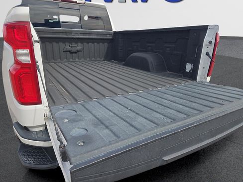 Used 2020 Chevrolet Silverado 1500 RST AWD/4WD image 7