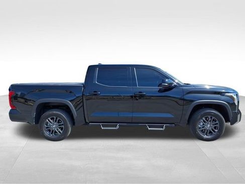 Used 2025 Toyota Tundra SR5 w/ SR5 Convenience Package AWD/4WD image 13