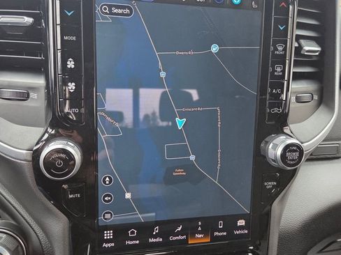 Used 2024 RAM 2500 Big Horn w/ Night Edition image 3