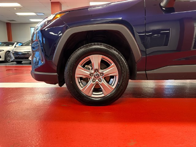 Certified 2025 Toyota RAV4 XLE AWD/4WD image 28