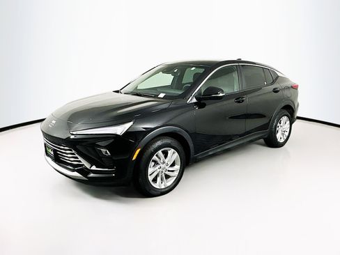 Used 2025 Buick Envista Preferred image 3