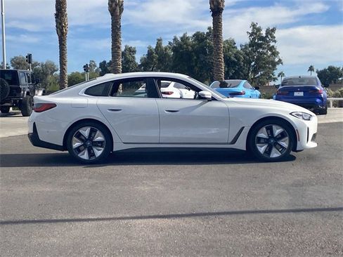 Used 2024 BMW i4 eDrive35 w/ Premium Package image 5