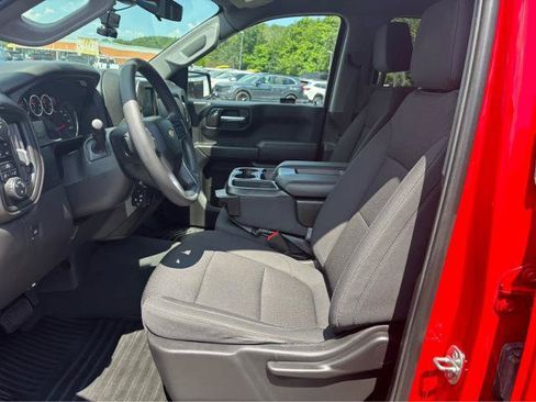 Used 2021 Chevrolet Silverado 1500 Custom w/ Safety Confidence Package AWD/4WD image 16