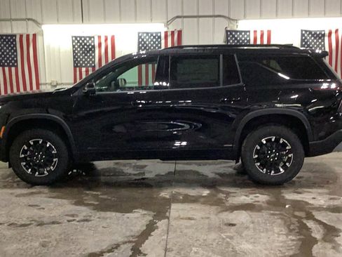 New 2026 Chevrolet Traverse Z71 w/ Driver Confidence Package image 3