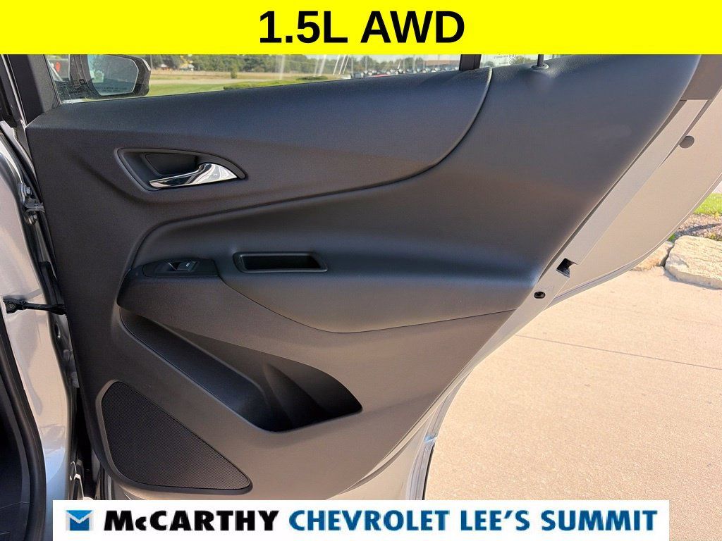 Used 2024 Chevrolet Equinox LT AWD/4WD image 22