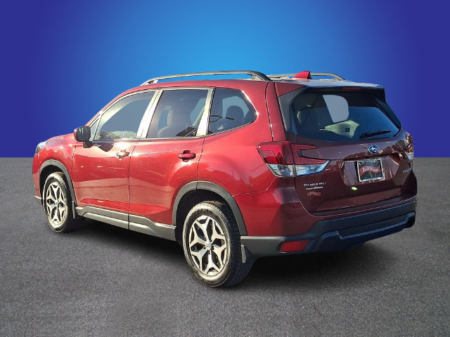 Certified 2023 Subaru Forester Premium AWD/4WD image 7