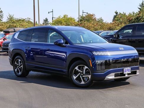 New 2026 Hyundai Ioniq 9 SE image 2