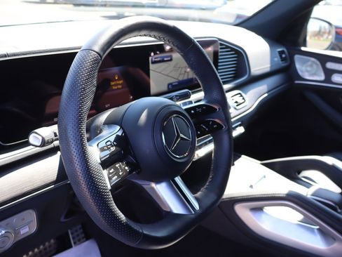 Used 2024 Mercedes-Benz GLS 450 4MATIC w/ AMG Line Exterior image 10