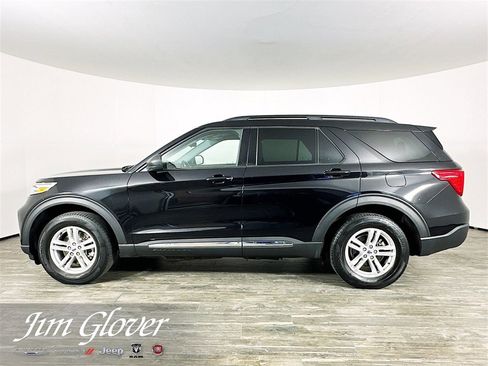 Used 2022 Ford Explorer XLT w/ Equipment Group 202A image 10