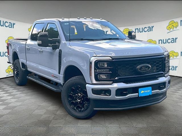 New 2026 Ford F350 Lariat w/ Black Appearance Package AWD/4WD image 1