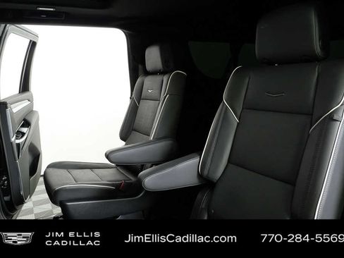 Used 2025 Cadillac Escalade ESV Premium Luxury w/ LPO, Floor Liner Package image 23