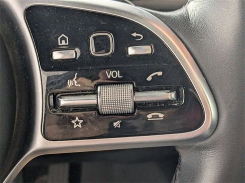 Used 2022 Mercedes-Benz GLS 450 4MATIC image 17