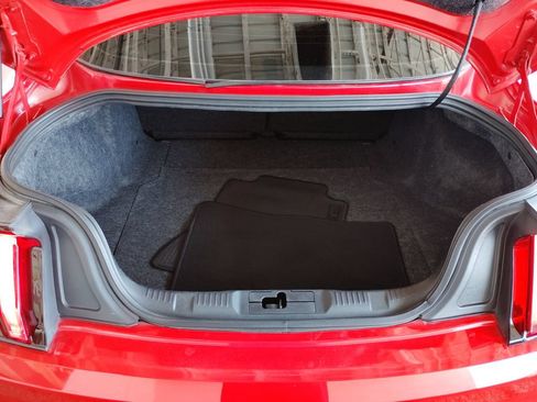 Used 2017 Ford Mustang Coupe RWD image 15