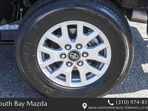 Used 2025 Toyota Tacoma SR5 AWD/4WD image 10