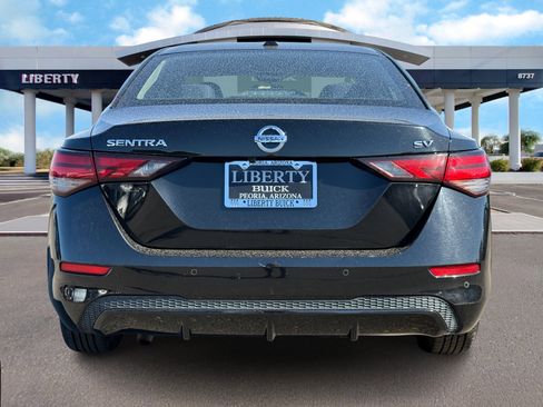 Used 2021 Nissan Sentra SV image 5