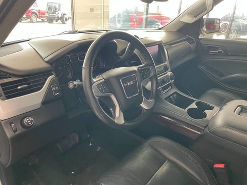 Used 2016 GMC Yukon XL SLE w/ Convenience Package image 18