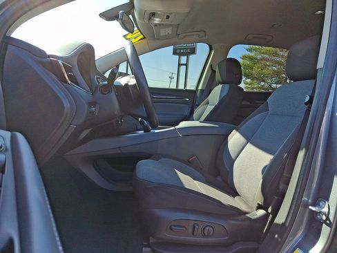 Certified 2020 Buick Enclave Preferred w/ LPO, Floor Liner Package image 12