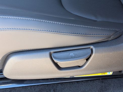 New 2026 Kia Carnival LXS image 16