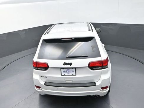 Used 2018 Jeep Grand Cherokee Altitude image 33