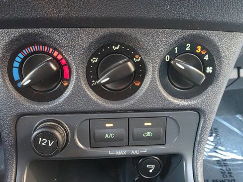 Used 2012 Ford Transit Connect XLT Premium image 35