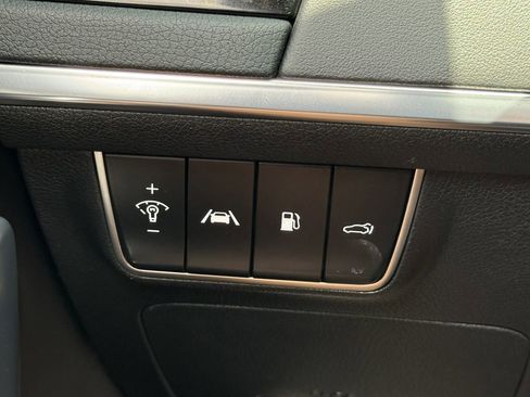 Used 2023 Kia Stinger GT2 RWD image 26