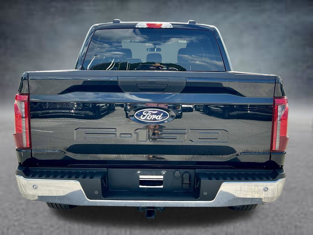 Used 2025 Ford F150 XLT w/ Equipment Group 301A Standard RWD image 7