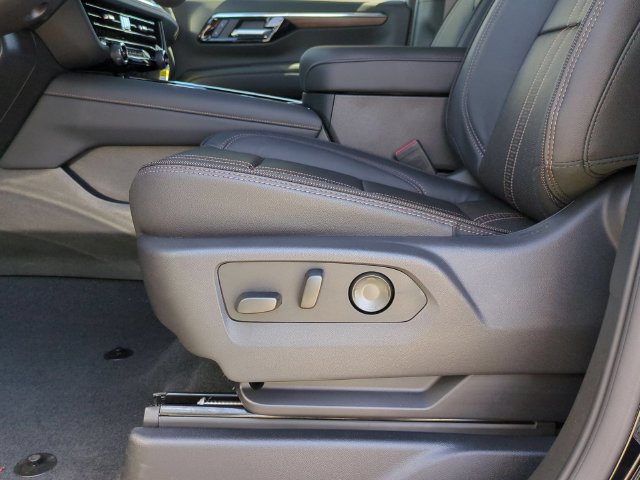 New 2026 Chevrolet Tahoe High Country AWD/4WD image 21