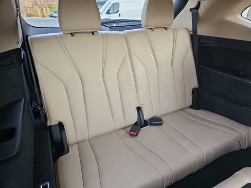 Used 2023 Acura MDX FWD w/ Technology Package image 12