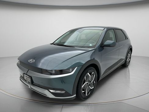 Used 2024 Hyundai Ioniq 5 SEL AWD/4WD image 3