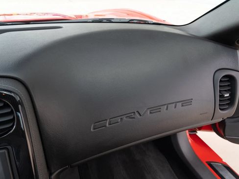 Used 2009 Chevrolet Corvette Z06 w/ Preferred Equipment Group RWD image 86
