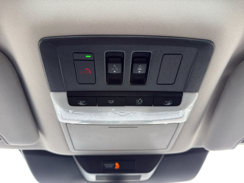 New 2026 Nissan Pathfinder SL AWD/4WD image 23