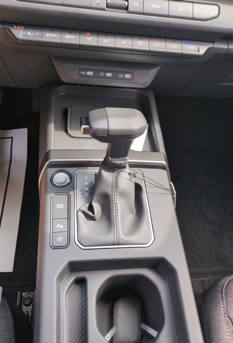 New 2027 Kia Seltos S FWD image 22