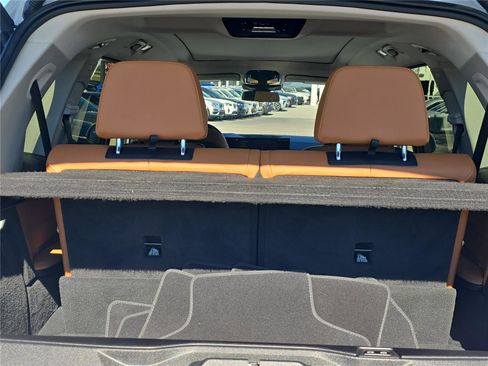 Certified 2023 BMW X7 xDrive40i w/ Premium Package image 8