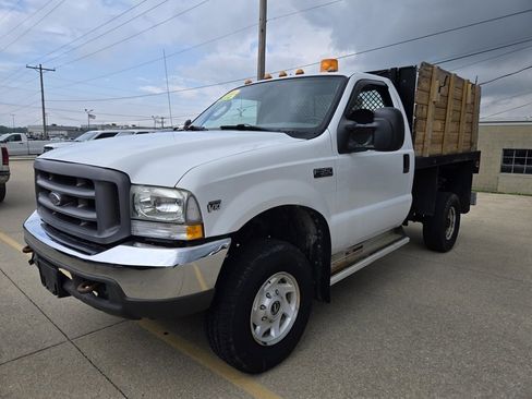 Used 2004 Ford F350 XL image 4