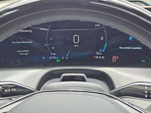 New 2026 Cadillac Vistiq Premium Luxury image 33