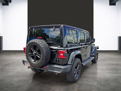 Used 2020 Jeep Wrangler Unlimited Sahara AWD/4WD image 10