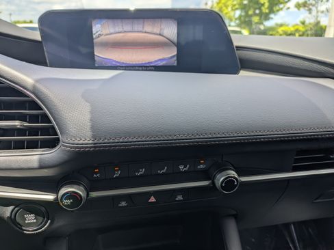 Used 2024 MAZDA MAZDA3 s FWD image 30