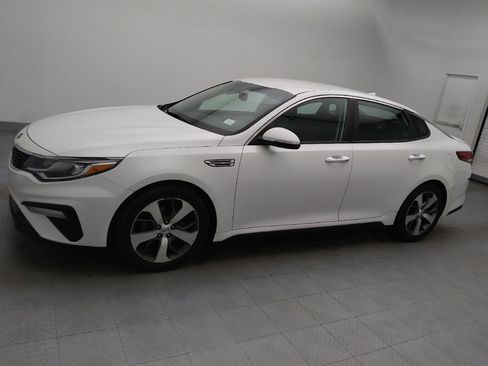 Used 2020 Kia Optima S image 2