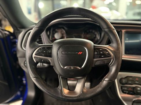 Used 2019 Dodge Challenger SXT w/ Plus Package image 16