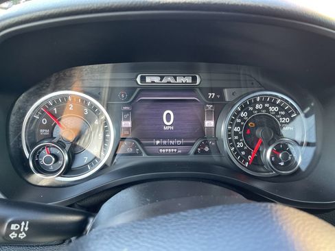 Used 2021 RAM 1500 Big Horn AWD/4WD image 17