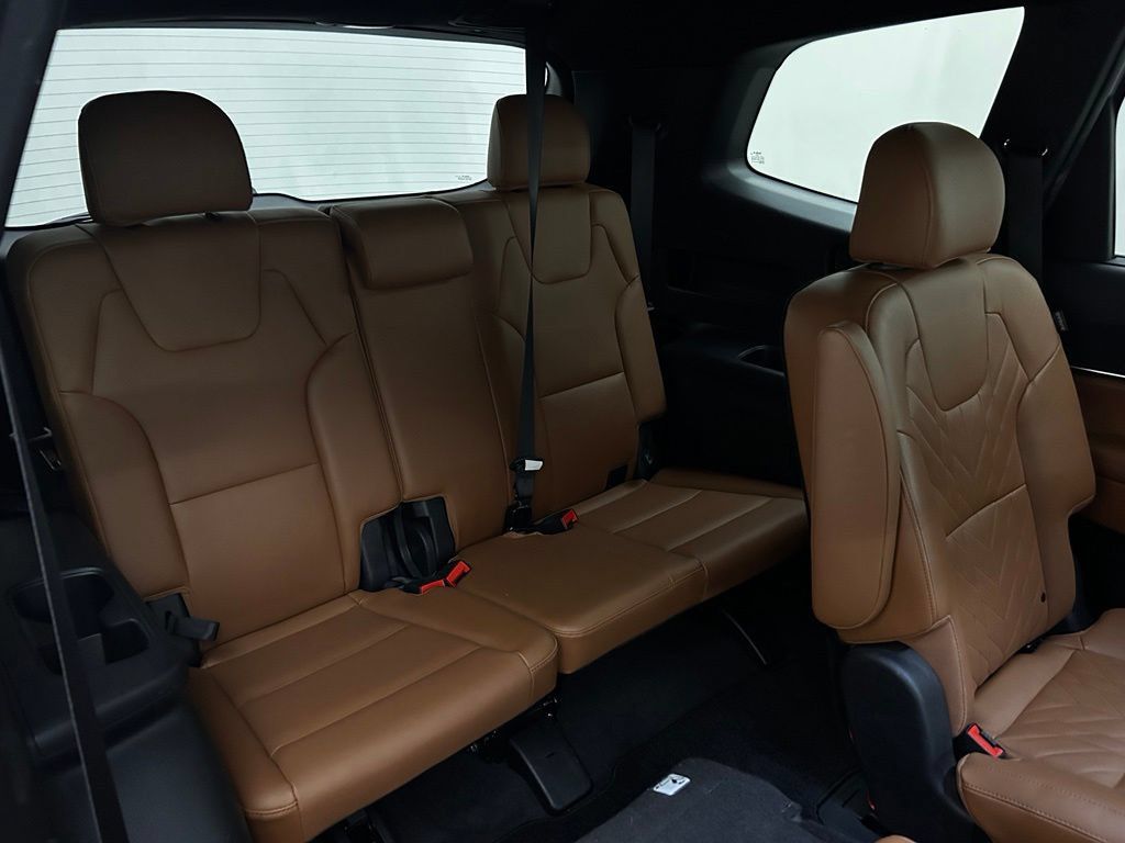 Used 2024 Kia Telluride EX X-Line AWD/4WD image 16