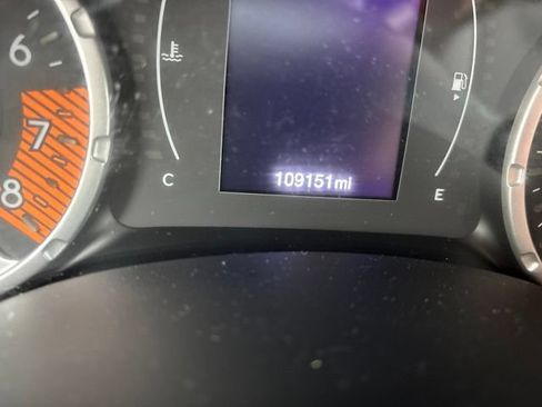 Used 2020 Jeep Renegade Latitude w/ Cold Weather Group AWD/4WD image 15