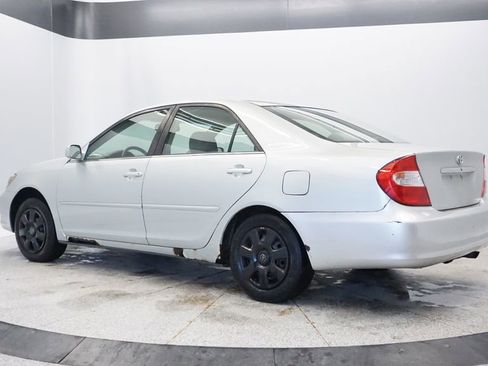 Used 2003 Toyota Camry LE image 4