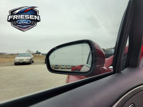 Used 2020 Ford Fusion SEL image 11