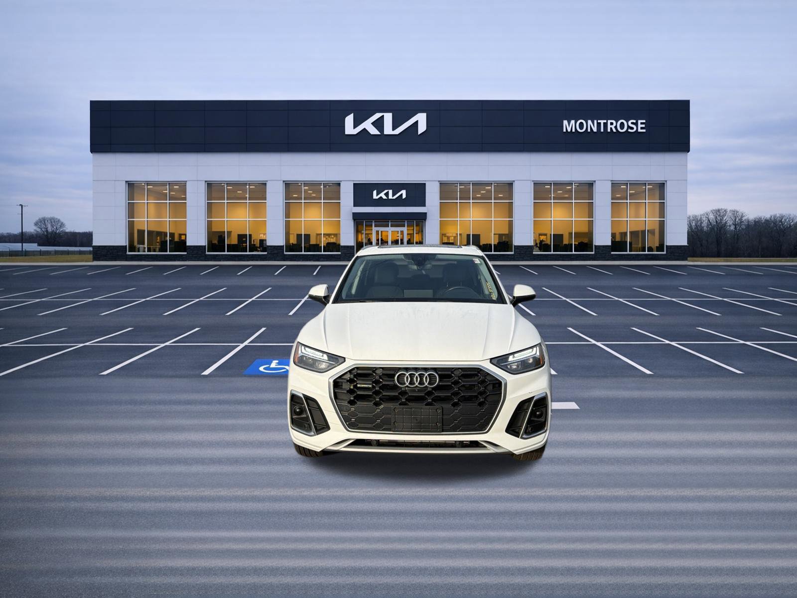 Used 2023 Audi Q5 2.0T Premium Plus AWD/4WD image 2
