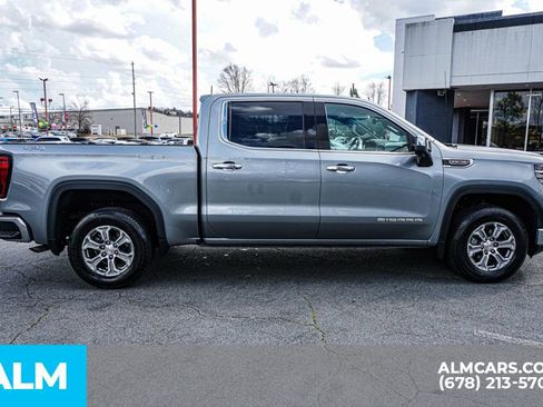 Used 2025 GMC Sierra 1500 SLT image 8